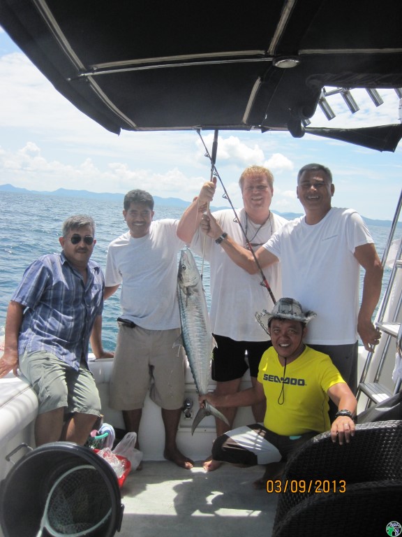 Deep Sea Fishing Trip with Thai group 3th September 2013
