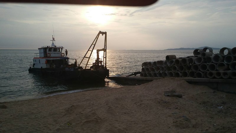 Building up Artificial Reef at Pattaya Bay